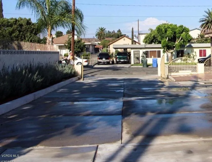 122 11th Street Santa Paula, CA 93060