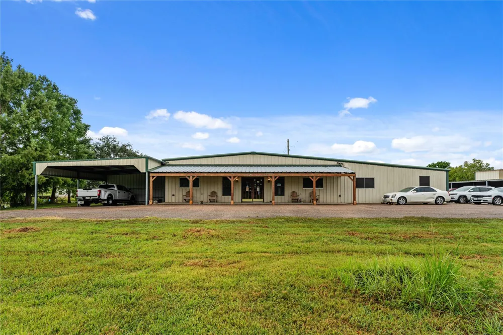 23111 Fm 1462 Road Damon, TX 77430
