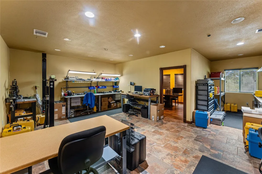 23111 Fm 1462 Road Damon, TX 77430