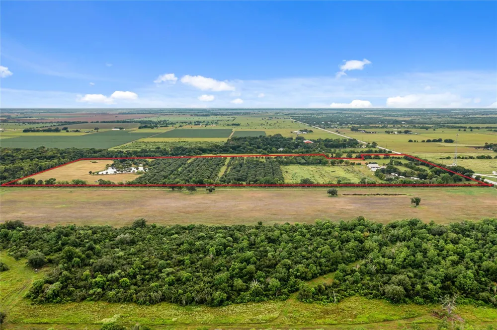 23111 Fm 1462 Road Damon, TX 77430