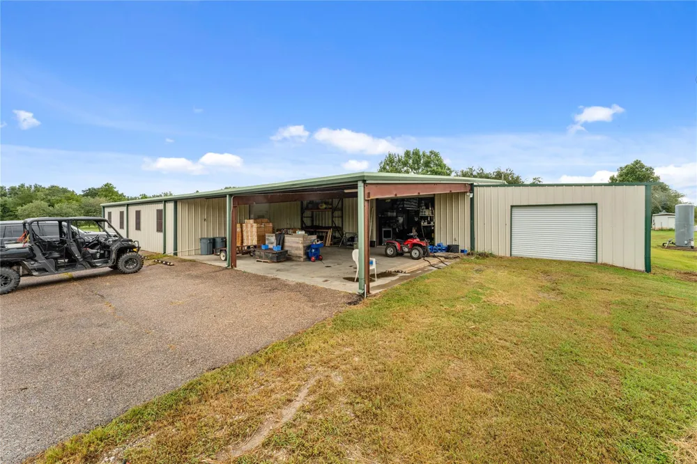 23111 Fm 1462 Road Damon, TX 77430