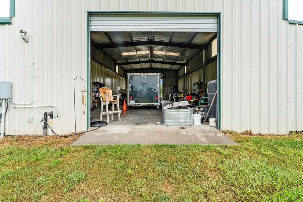 23111 Fm 1462 Road Damon, TX 77430