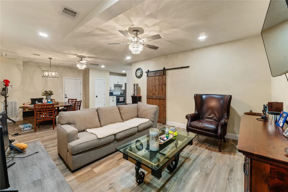 23111 Fm 1462 Road Damon, TX 77430