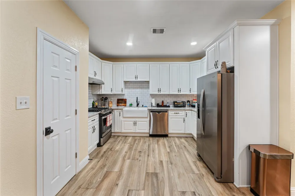 23111 Fm 1462 Road Damon, TX 77430