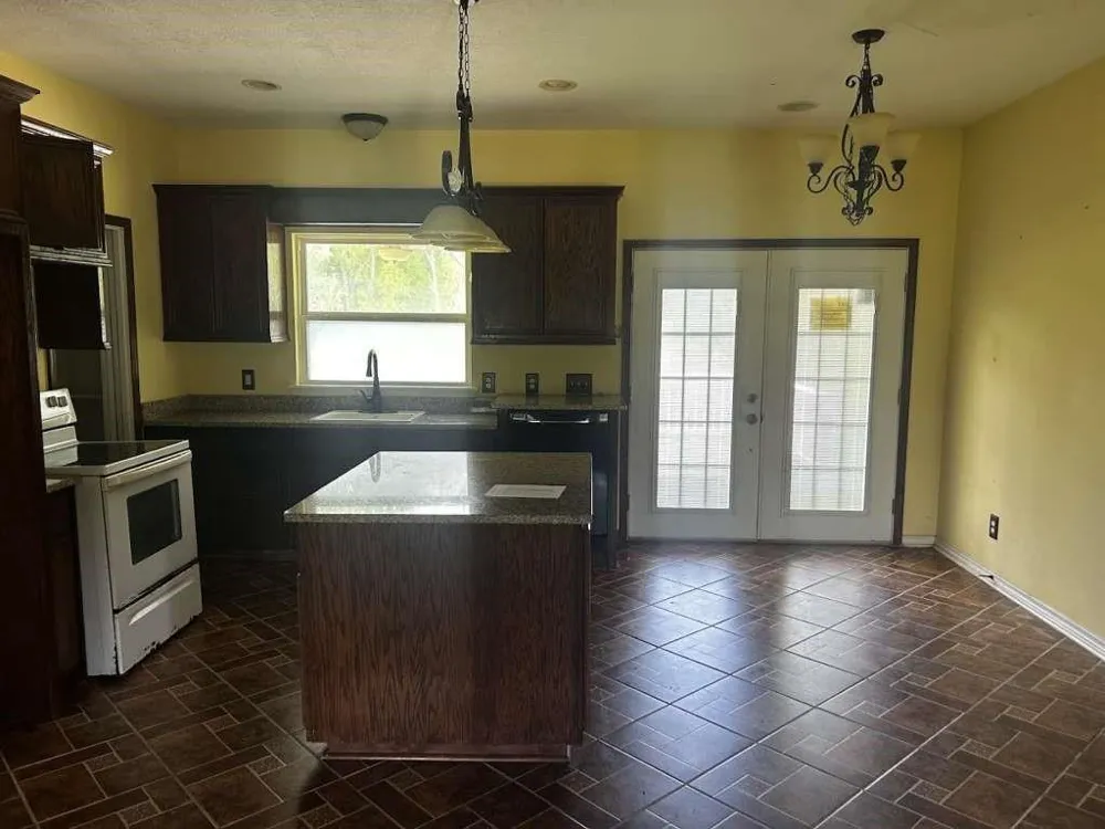 2 Birdwell Road Bedias, TX 77831
