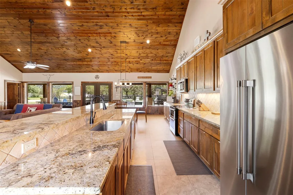 43 Heartstone Lane Concan, TX 78838