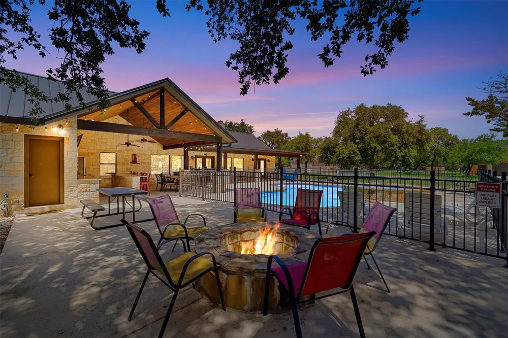 43 Heartstone Lane Concan, TX 78838