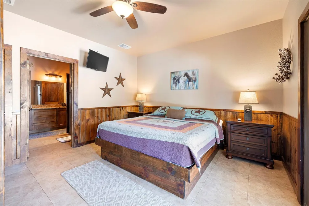 43 Heartstone Lane Concan, TX 78838