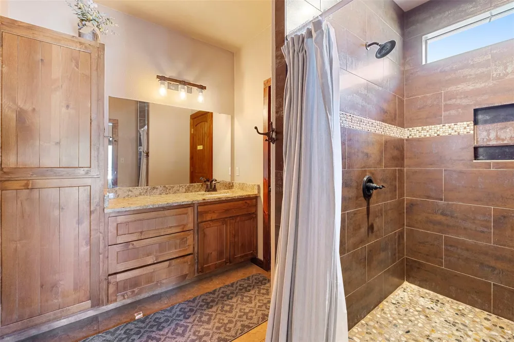 43 Heartstone Lane Concan, TX 78838