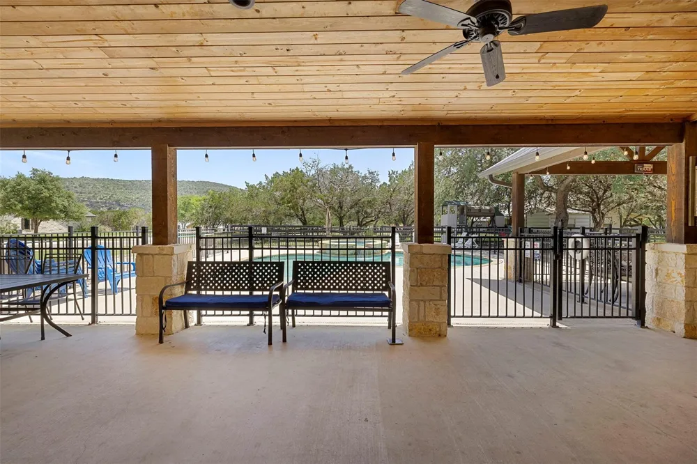 43 Heartstone Lane Concan, TX 78838