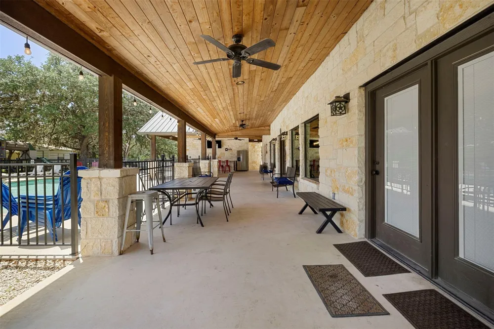43 Heartstone Lane Concan, TX 78838