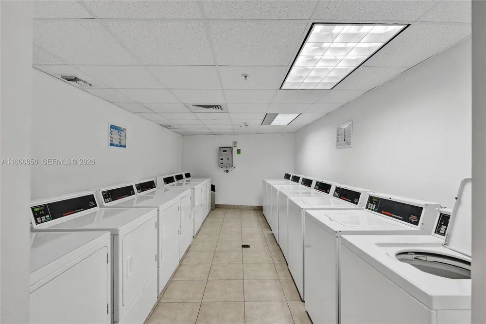 1750 Bayshore Dr #4007 Miami, FL 33132
