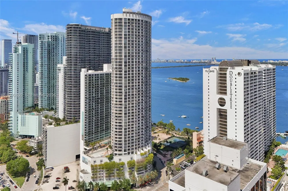 1750 Bayshore Dr #4007 Miami, FL 33132