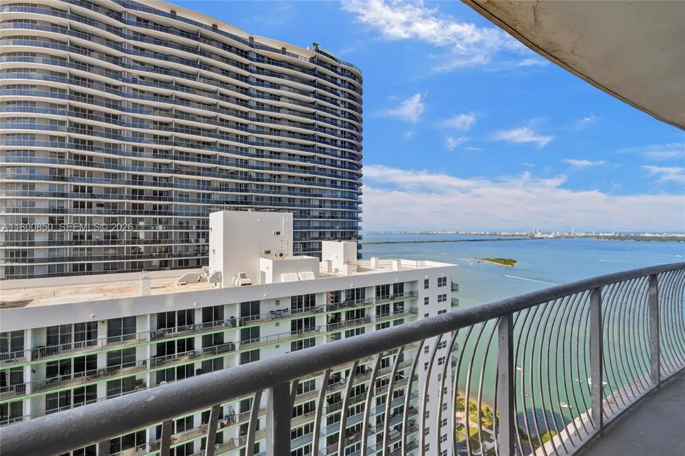 1750 Bayshore Dr #4007 Miami, FL 33132