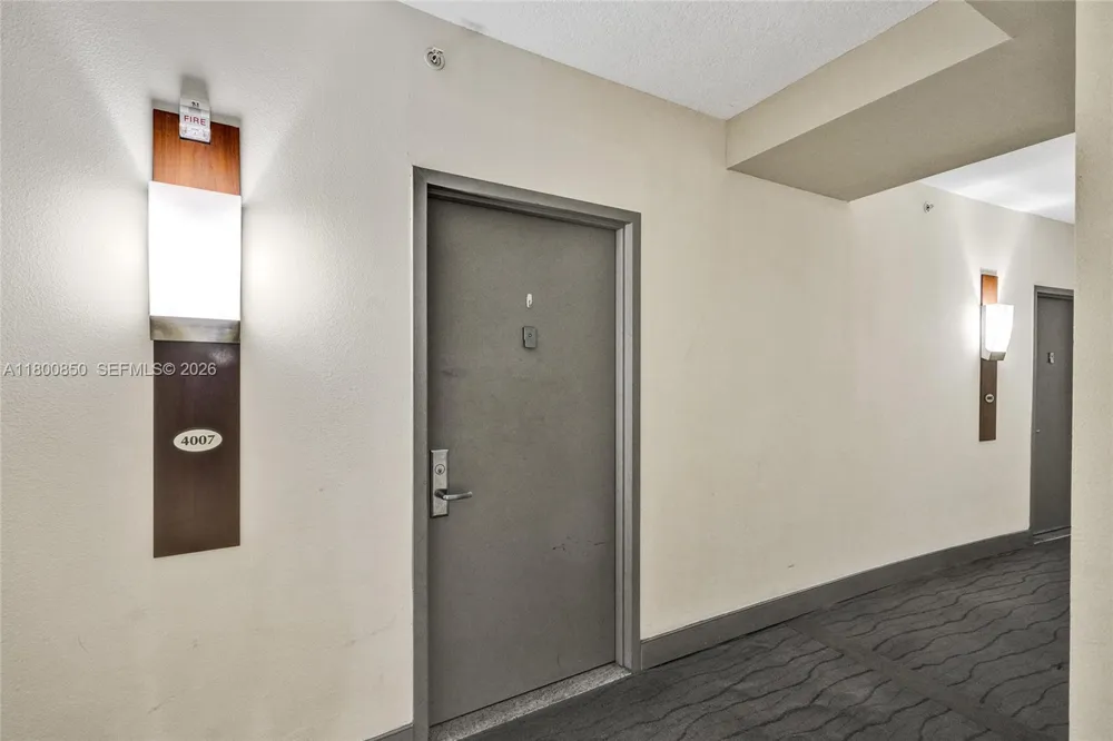 1750 Bayshore Dr #4007 Miami, FL 33132