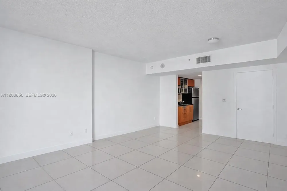1750 Bayshore Dr #4007 Miami, FL 33132