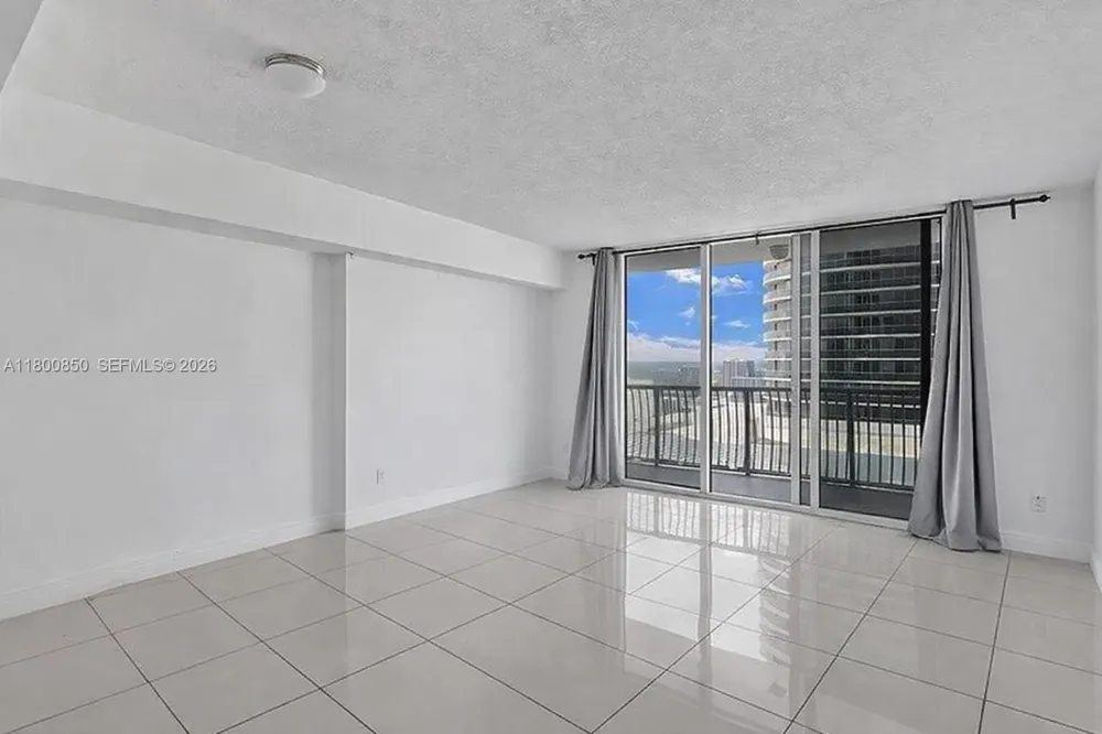 1750 Bayshore Dr #4007 Miami, FL 33132