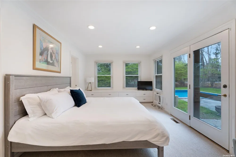 60 Aspatuck Road Westhampton Beach, NY 11978