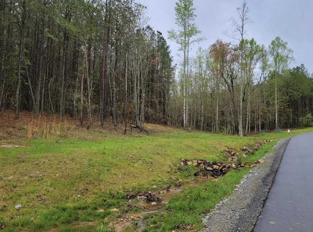 4910 Raulston Falls Road Jasper, TN 37347