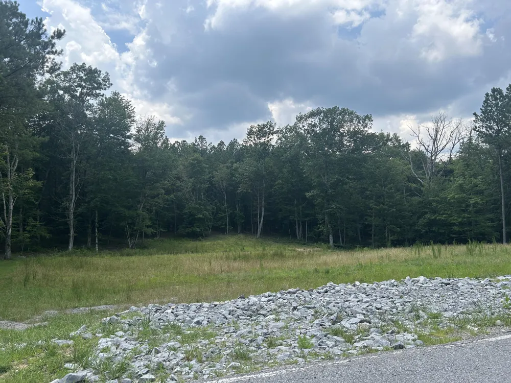 595 Compass Drive Jasper, TN 37347