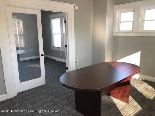 21 Route 37 E Toms River, NJ 08753