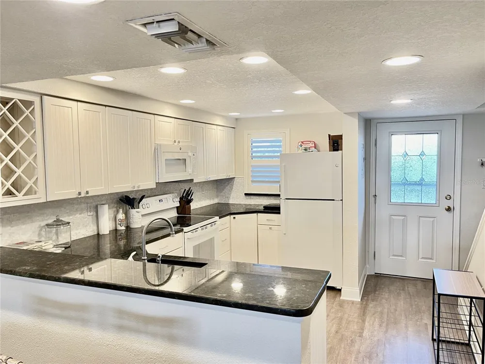2100 PENINSULA AVENUE #216 New Smyrna Beach, FL 32169