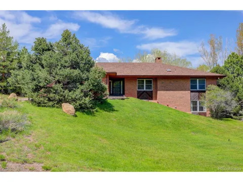 6155 Meadowbrook Drive