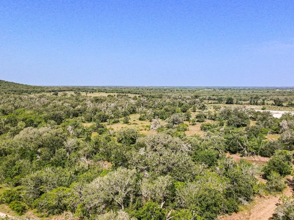 502 Robertson Road Smiley, TX 78159
