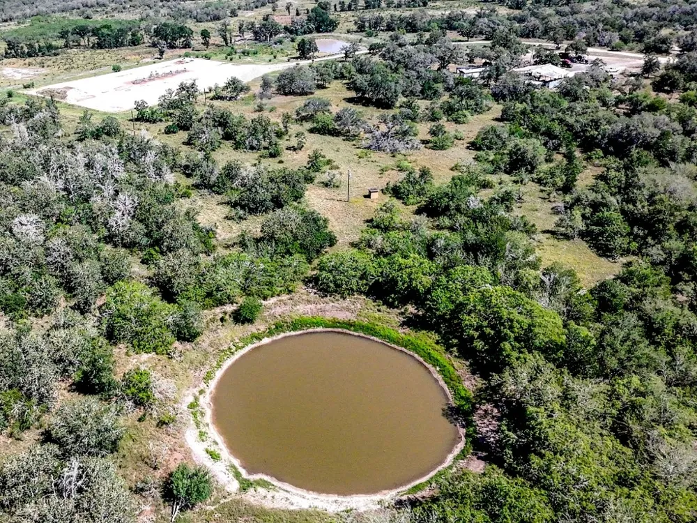 502 Robertson Road Smiley, TX 78159