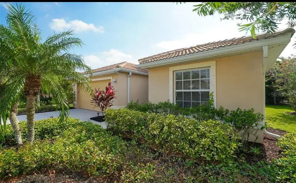 8950 STONE HARBOUR LOOP Bradenton, FL 34212