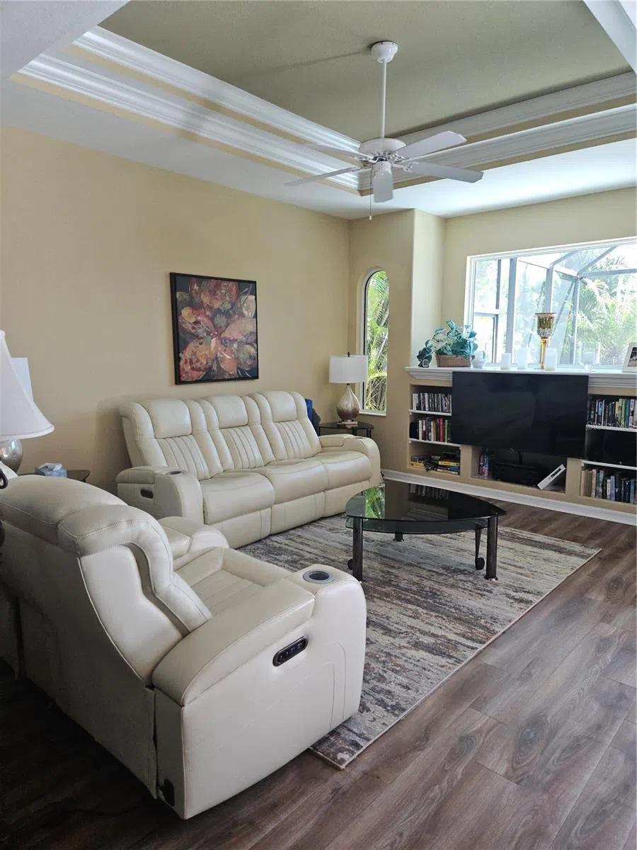 8950 STONE HARBOUR LOOP Bradenton, FL 34212