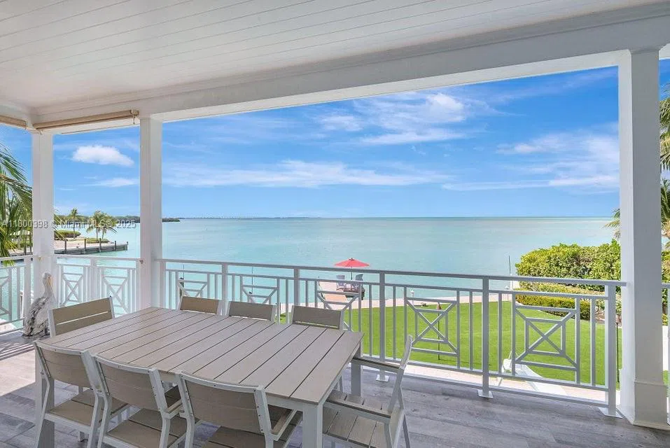 162 Bayview Dr Islamorada, FL 33036