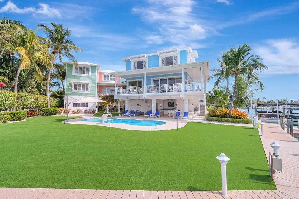 162 Bayview Dr Islamorada, FL 33036