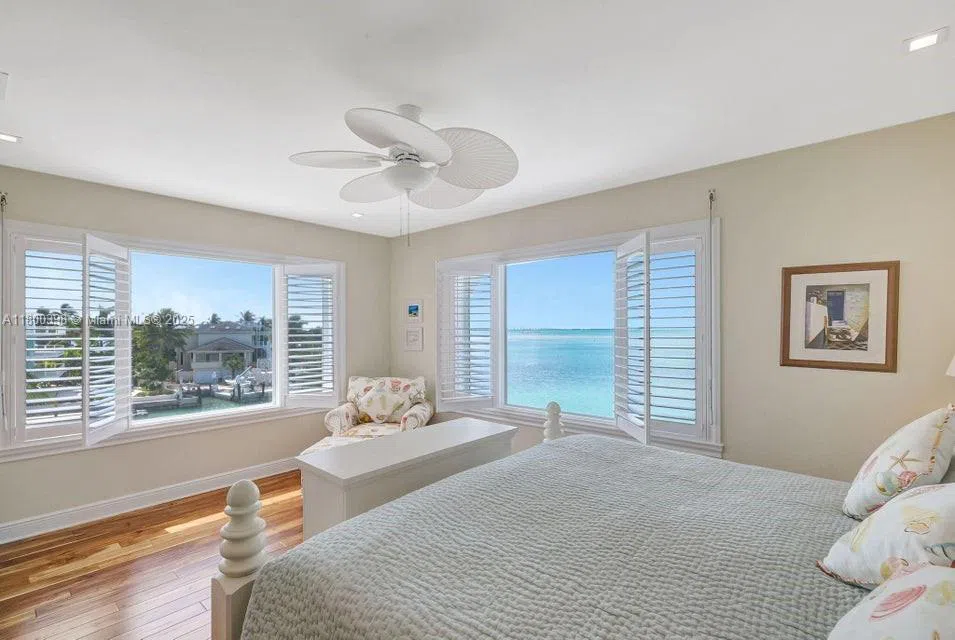 162 Bayview Dr Islamorada, FL 33036