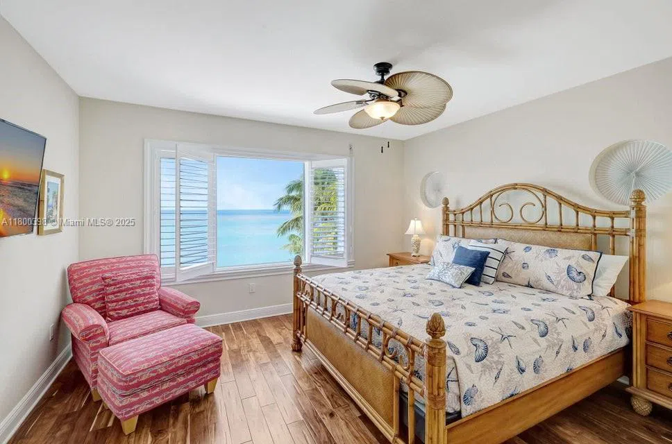 162 Bayview Dr Islamorada, FL 33036