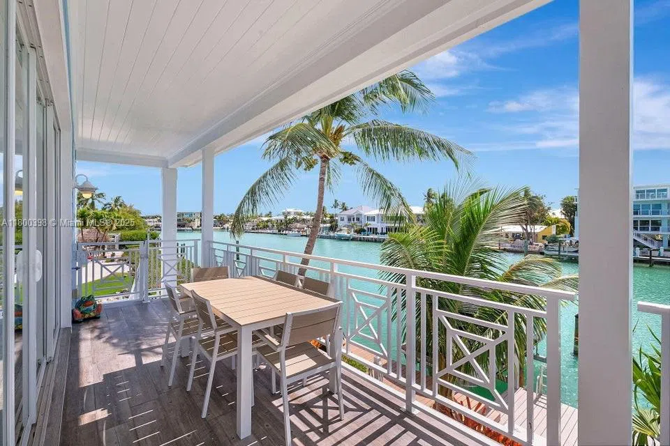 162 Bayview Dr Islamorada, FL 33036