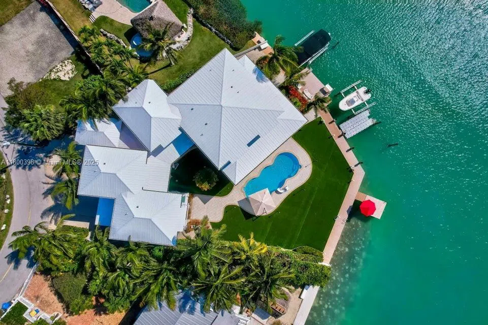 162 Bayview Dr Islamorada, FL 33036