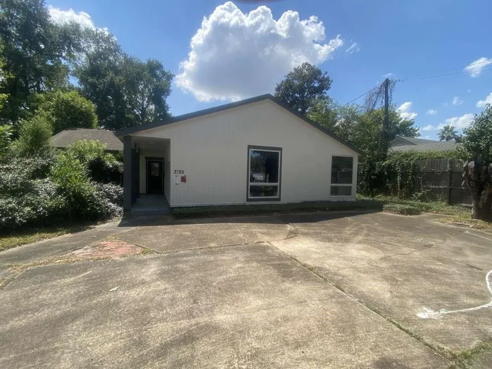 3755 Long Avenue Beaumont, TX 77706