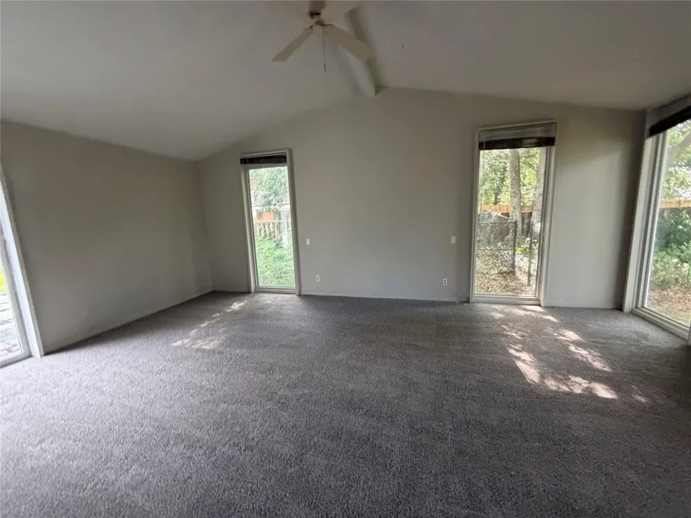 3755 Long Avenue Beaumont, TX 77706