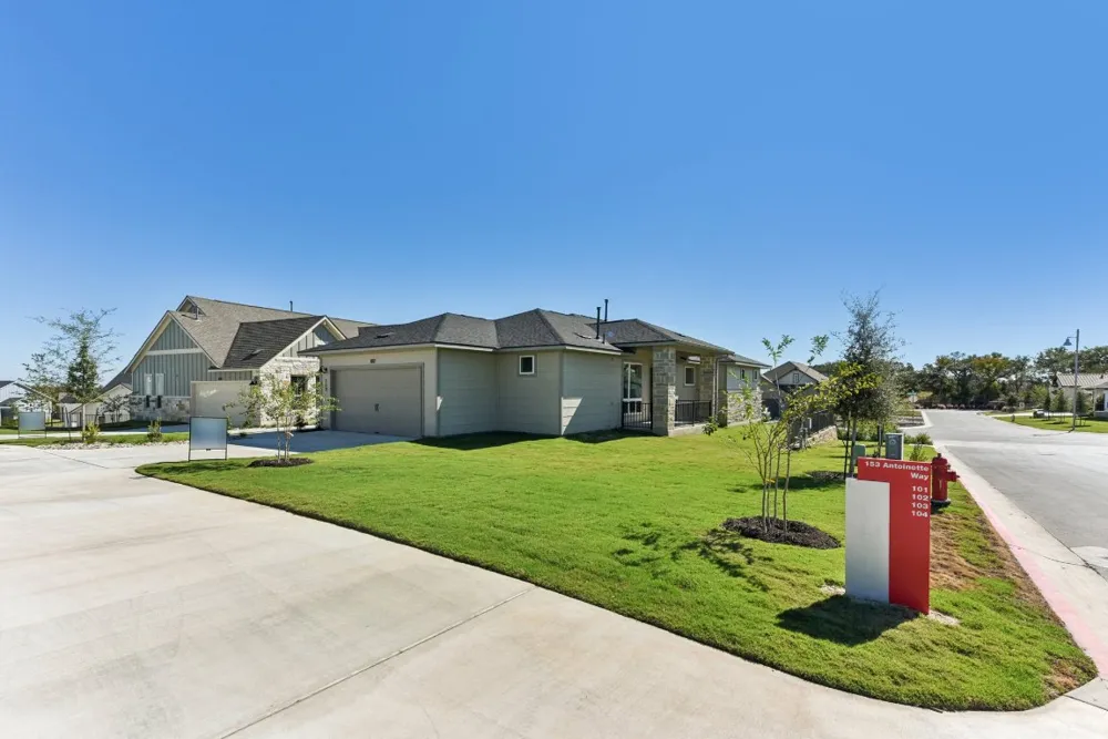 153 Antoinette Way #102 San Marcos, TX 78666