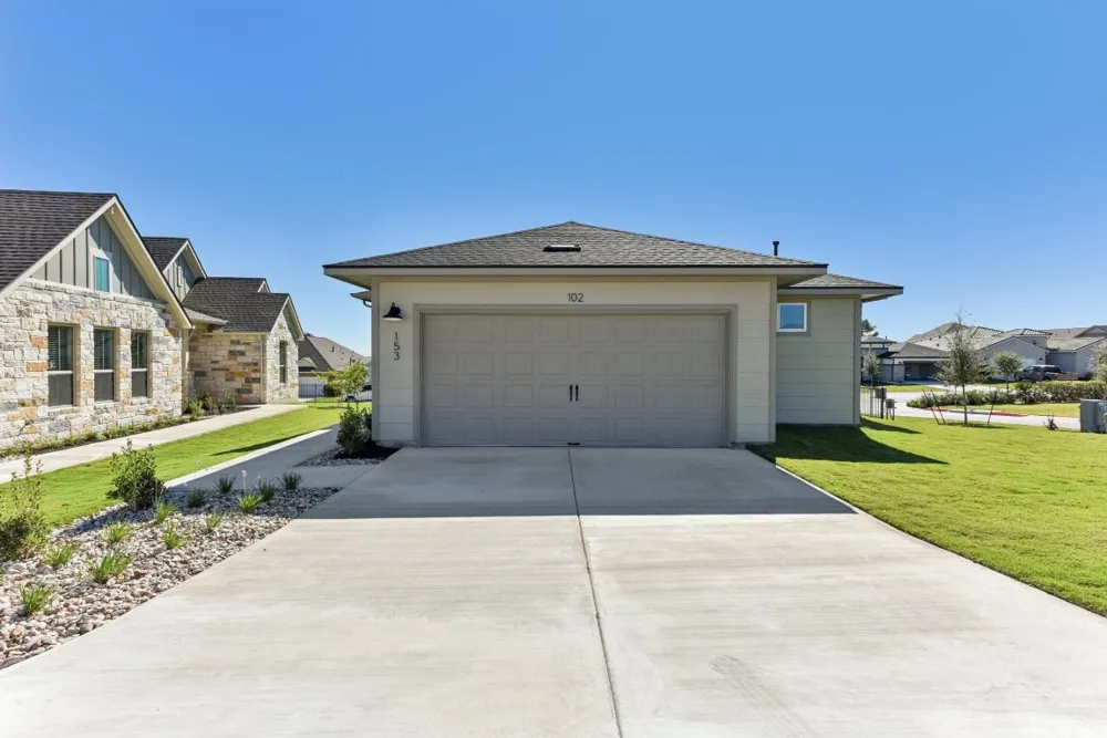 153 Antoinette Way #102 San Marcos, TX 78666