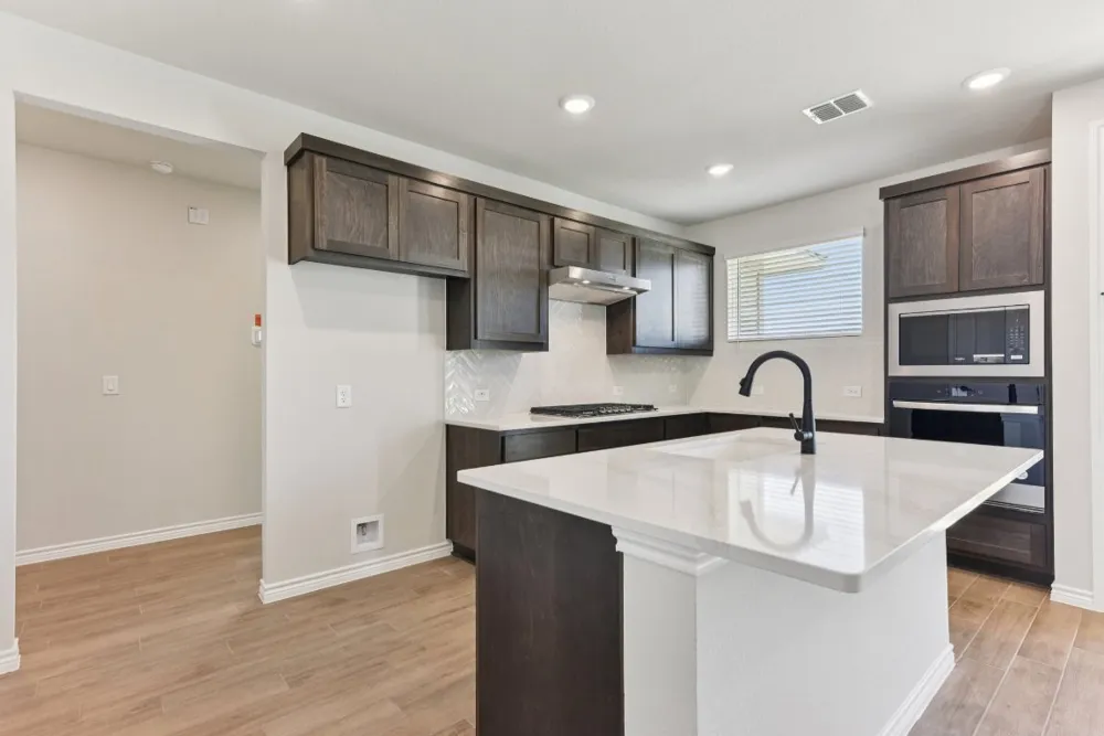 153 Antoinette Way #102 San Marcos, TX 78666