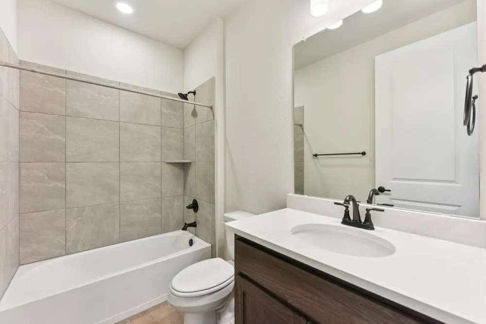 153 Antoinette Way #102 San Marcos, TX 78666