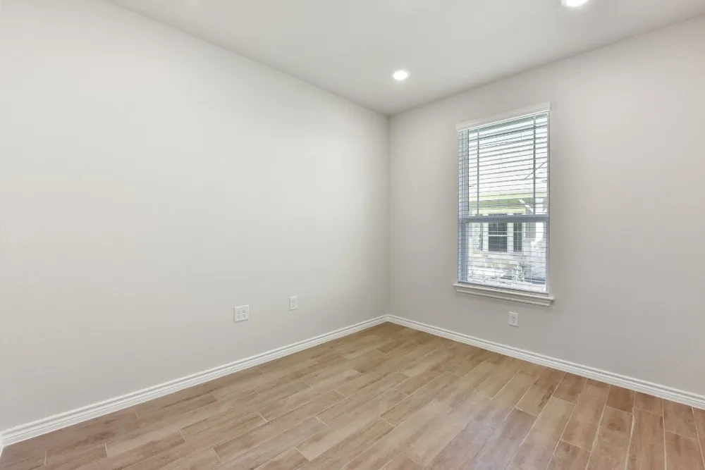 153 Antoinette Way #102 San Marcos, TX 78666