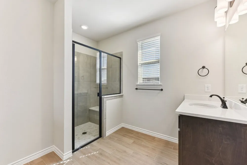 153 Antoinette Way #102 San Marcos, TX 78666