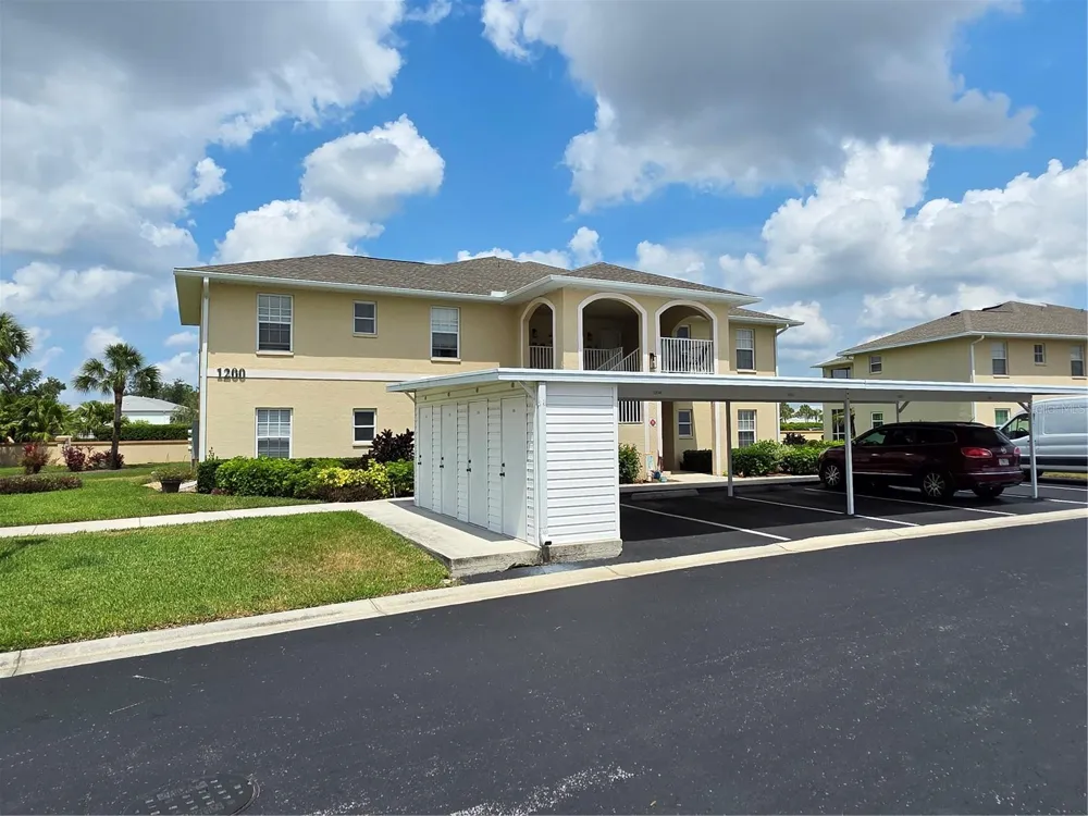 5800 SABAL TRACE DRIVE #1201 North Port, FL 34287