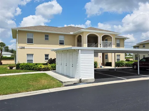 5800 SABAL TRACE DRIVE #1201