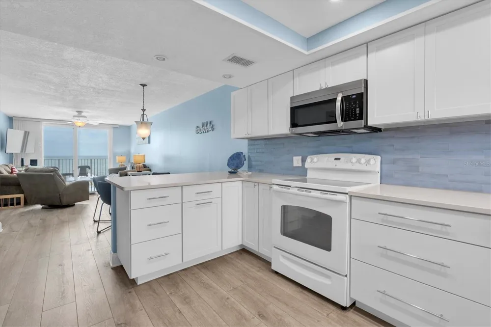 18650 GULF BOULEVARD #203 Indian Shores, FL 33785
