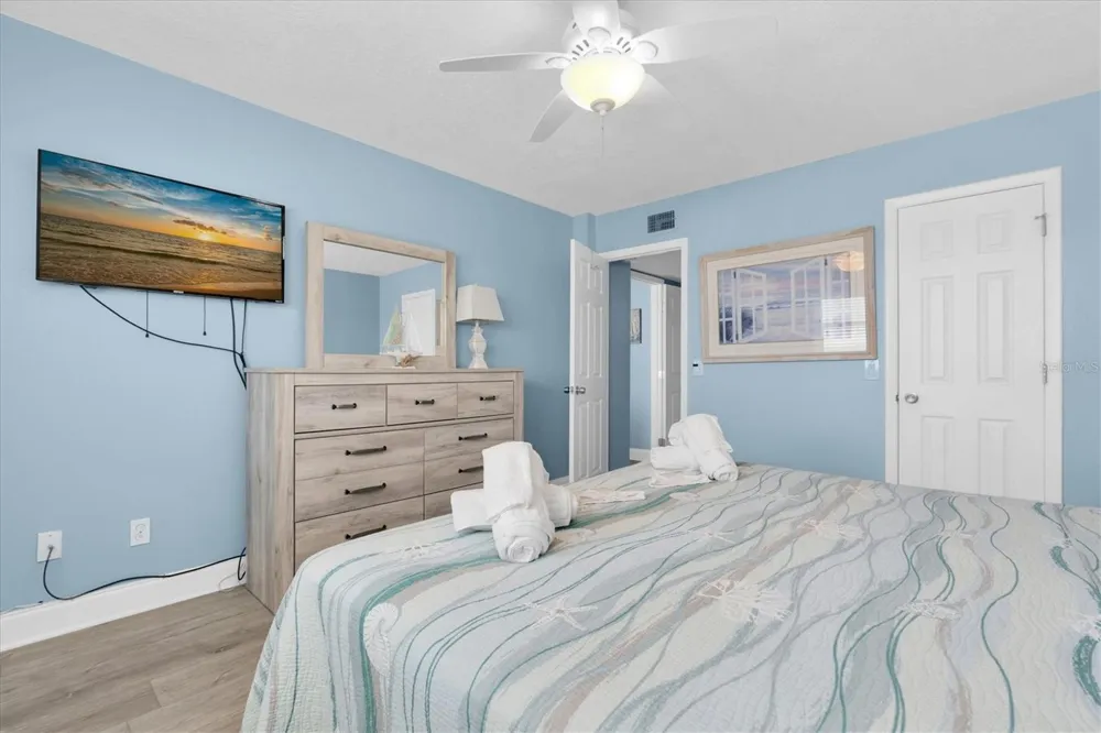 18650 GULF BOULEVARD #203 Indian Shores, FL 33785