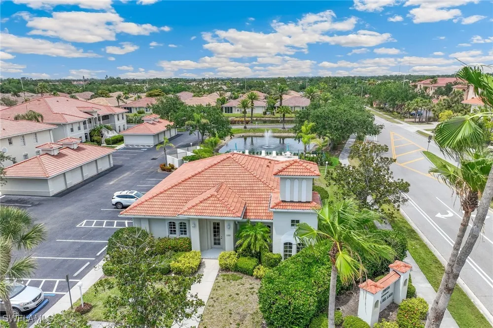 L Pavia Boulevard #10202 Venice, FL 34292